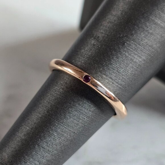 Womens Vintage Estate 14K Rose Gold Ruby Ring 2.3g E5600
